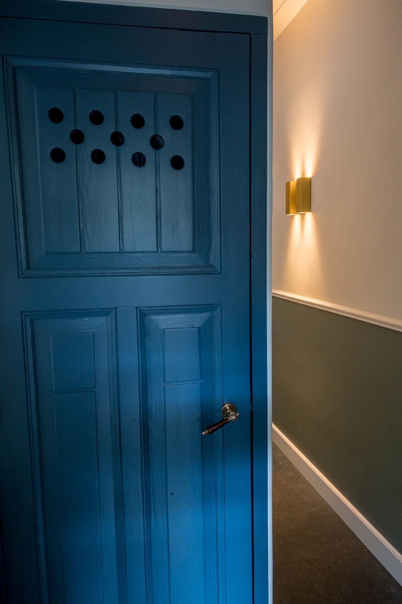 KLassieke deur blauw