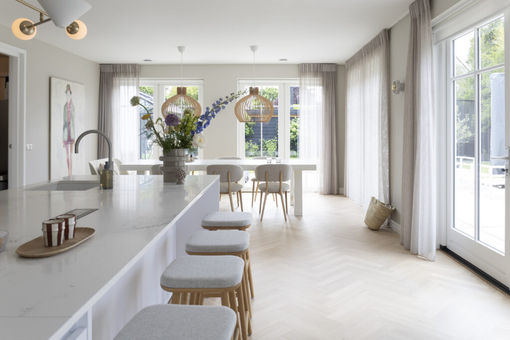 Woonkeuken Bergen met grote bar Le Living